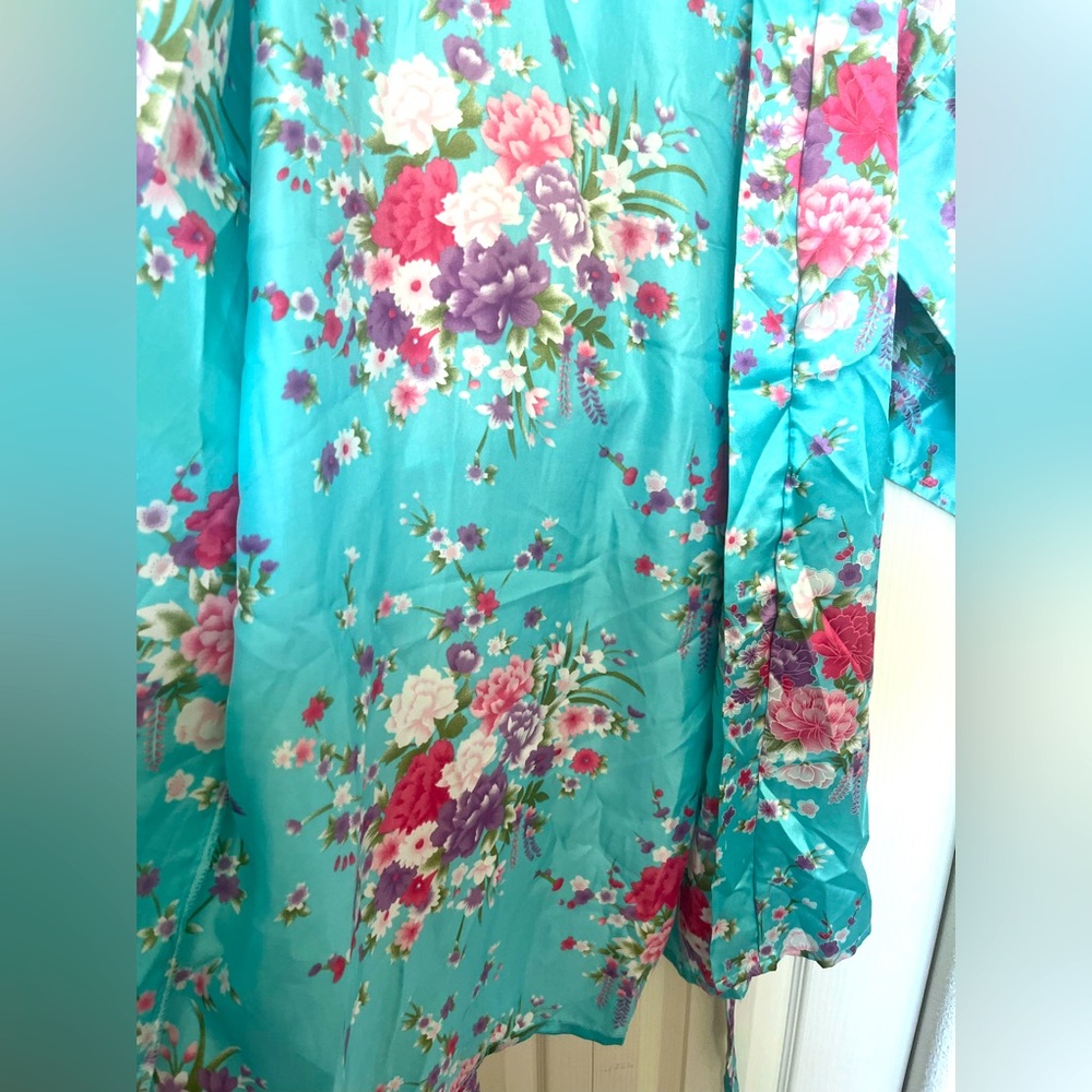 Kimono Robe - Picture 6 of 7
